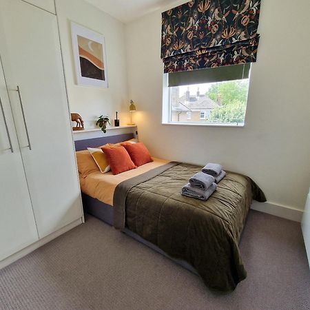 1-Bed Apartment, Close To Kensington Olympia With Free Wi-Fi & Netflix London Eksteriør bilde