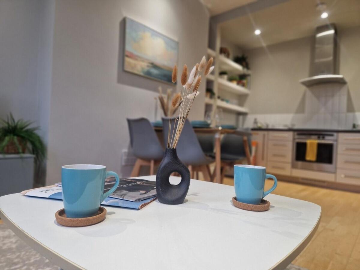 1-Bed Apartment, Close To Kensington Olympia With Free Wi-Fi & Netflix London Eksteriør bilde