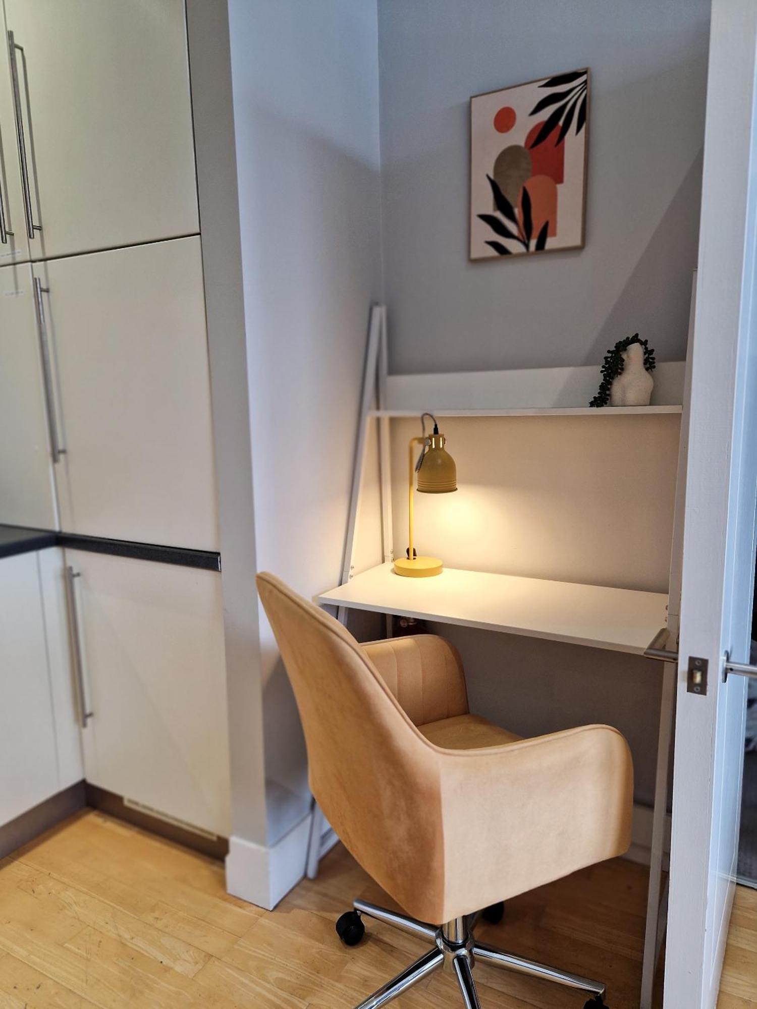 1-Bed Apartment, Close To Kensington Olympia With Free Wi-Fi & Netflix London Eksteriør bilde